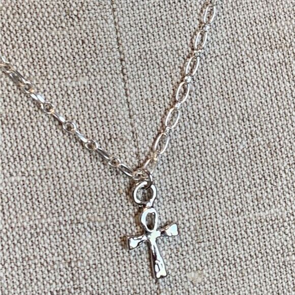 20” Silver Coated Cross Pendant Necklace Y2K - Picture 5 of 6